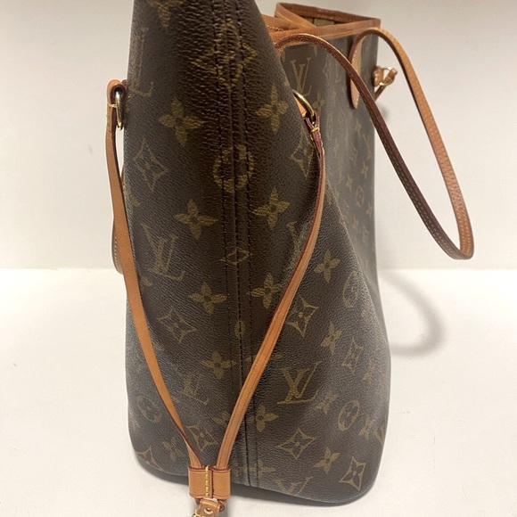 Sold neverfull MM with organizer insert - Picture 5 of 10